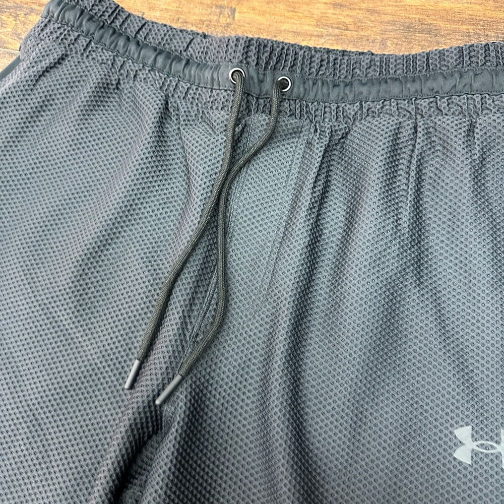 $110 Under Armour UA  Unstoppable  Mesh Pants Joggers Black Men's Large <<305>> - Picture 3 of 12